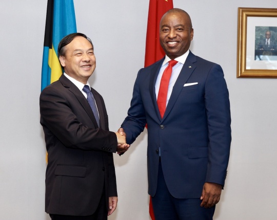 The Government of the Commonwealth of The Bahamas signed a $12 million bilateral agreement with the Government of the People's Republic of China on Thursday, February 21, 2019 at the Ministry of Foreign Affairs. Pictured: Minister of Foreign Affairs, the Hon. Darren Henfield (right) and the Chinese Ambassador to The Bahamas, His Excellency Huang Qinguo. (BIS Photos/Kristaan Ingraham)