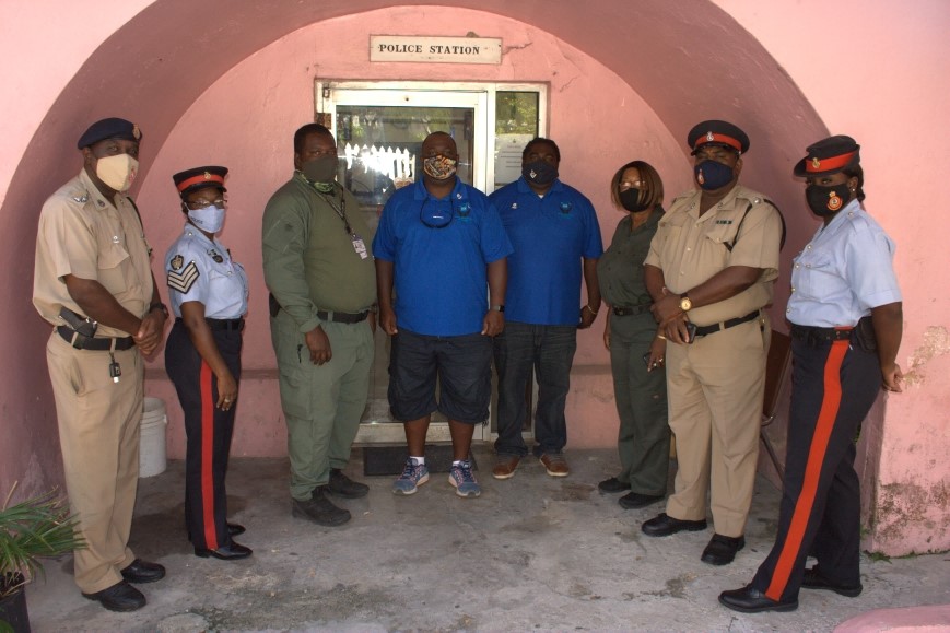 Harbour Island walk-about participants with police at the Harbour Island station.