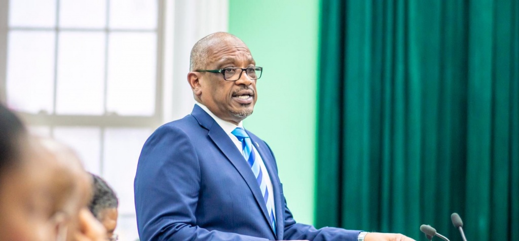 Prime Minister Minnis tables Resolution for access to affordable land, and other concessions in the West New Providence for young Bahamians.