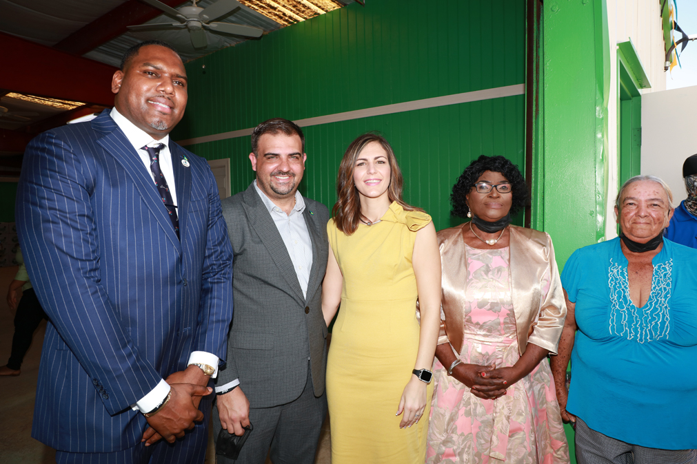 Pictured (L-R): Parliamentary Secretary, Mr. Leonardo Lightbourne; Minister Clay Sweeting and Mrs. Sweeting; Retired BAIC employee, Mrs. Lena Johnson, and Farrmer extraordinaire, Diana 'Lady Di' Thompson.