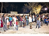 490A0112 - Onlookers on the beach front location in Palmetto Point